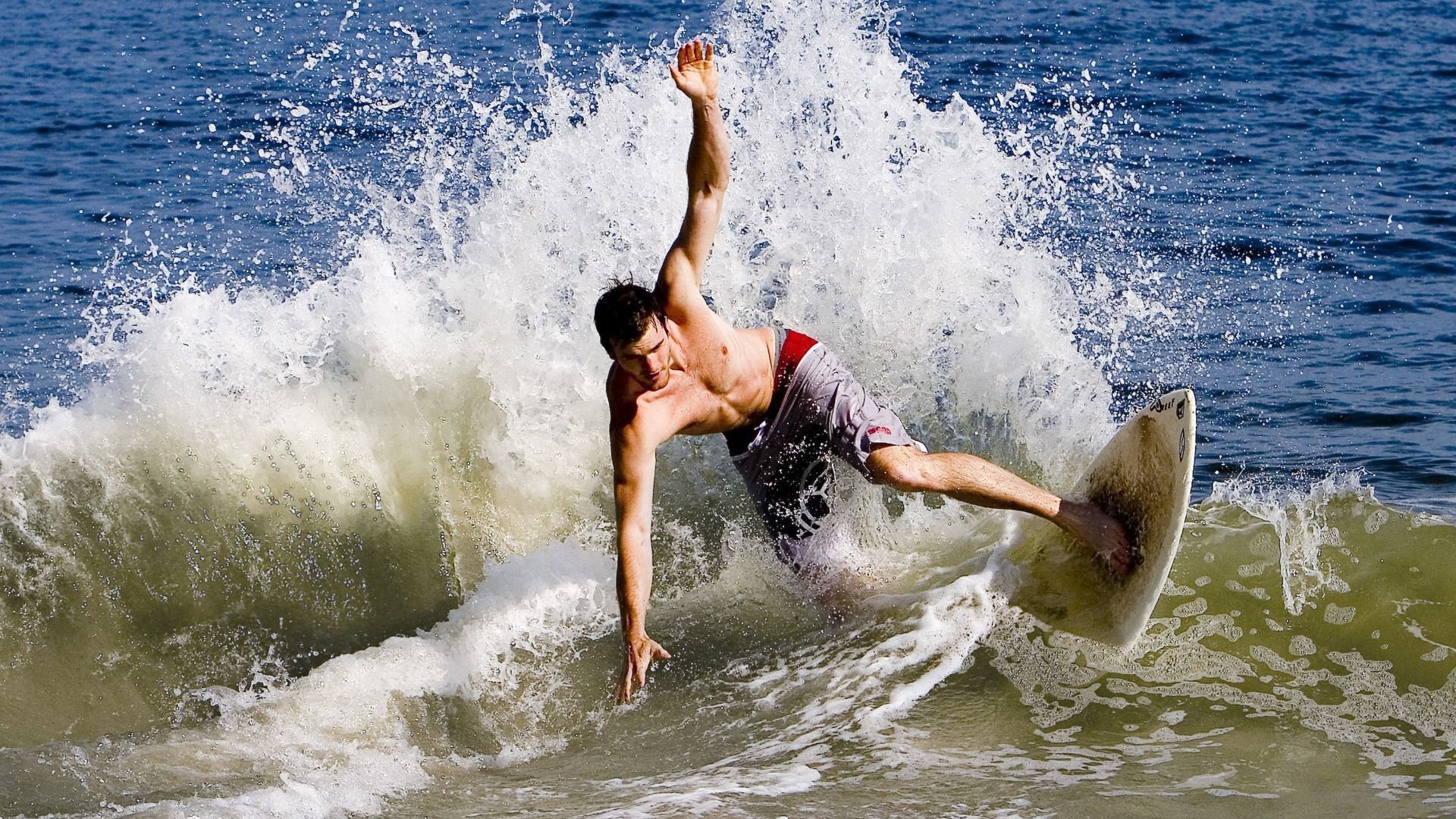 自然探险穿越赛，野外冒险挑战生存技能，全世界孩子都想上的自然探险课
